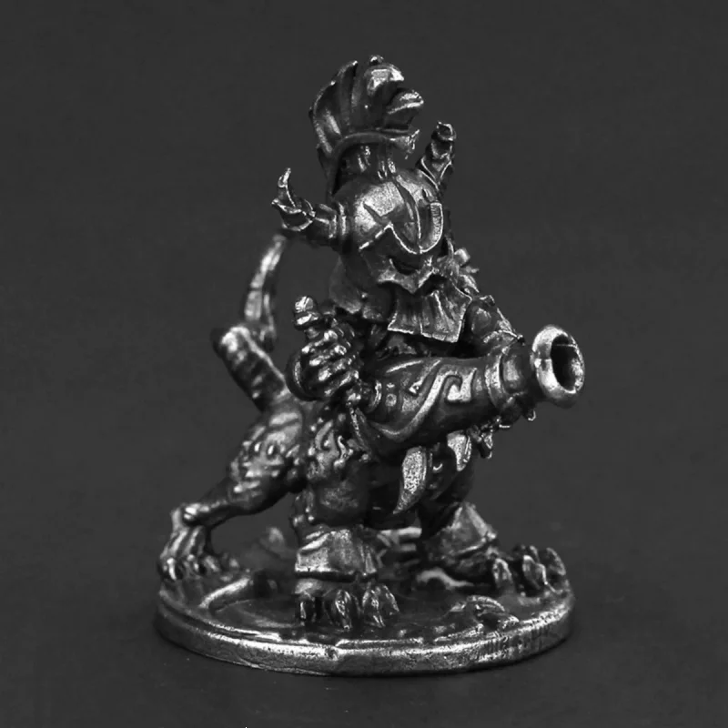 Metal Monster Mini Soldier Model Figure War Theme Desktop Ornament Tabletop Game Toy Collectible Gift for Men