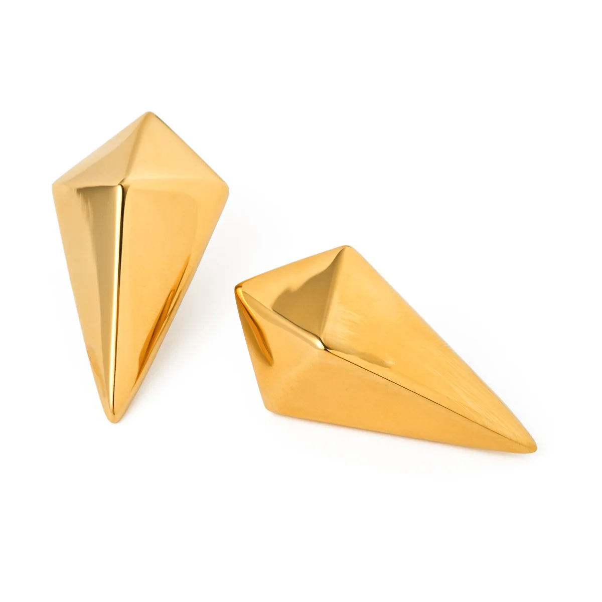 Stainless Steel PVD 18K Gold Plated Tarnish Creative Arrow Stud Earrings For Woman Jewelry Wholesale Trendy