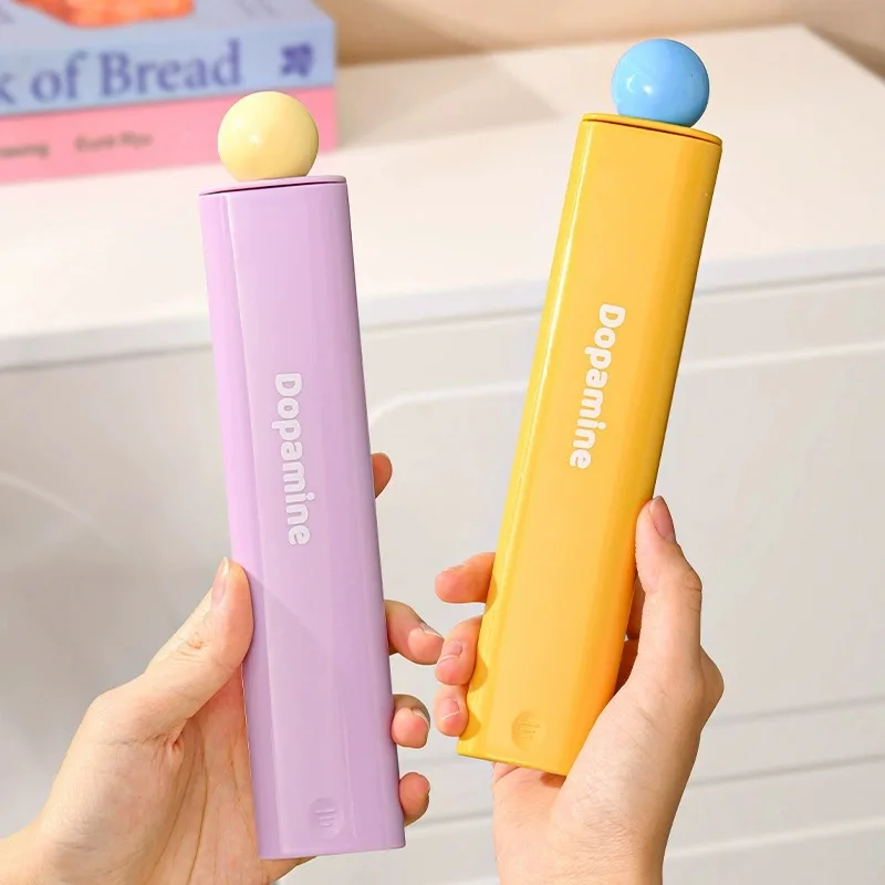 Set di posate portatili da 3 pezzi Bacchette cucchiaio in acciaio inossidabile 304 con custodia per regalo di Natale Stoviglie da esterno carine