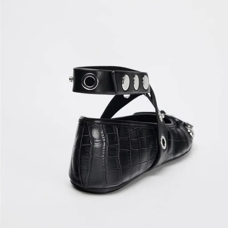 รองเท้าบัลเล่ต์แบบมีโบว์ประดับ รุ่นปี 2026 สไตล์พังก์ สายหนังนิ่ม รองเท้าแมรี่เจนสำหรับผู้หญิง รองเท้าลำลองใส่สบายสำหรับเต้น