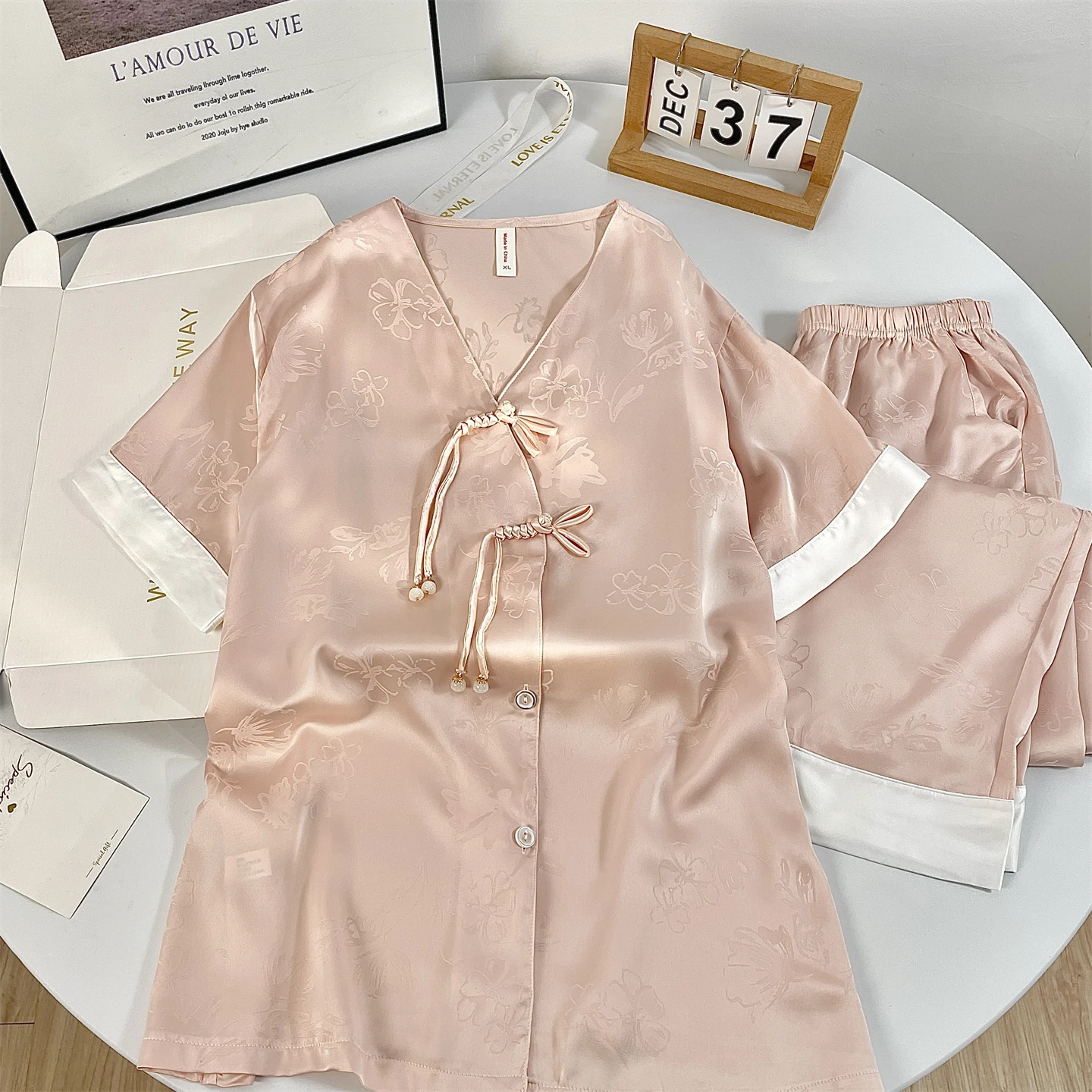 Women's Ice Silk Pajama Set Chinese Style Frog Button Short Sleeve Top & Long Pants Elegant Satin Sleepwear Homewear Loungewear
