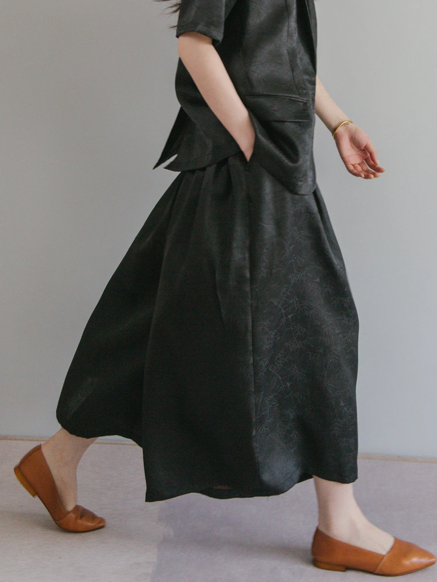 

Шелковые брюки-юбка макси Bla из туссах-шелка 25 момме с цветочным узором и бамбуковым принтом Yuan Ji, с застежкой-молнией на талии, свободный крой