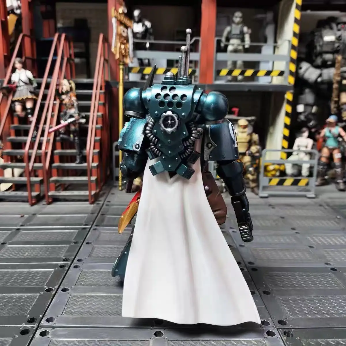 

【JOYTOY】Warhammer 40K The Horus Heresy Alpha LegionLegion Praetor с силовым мечом, военная игрушка