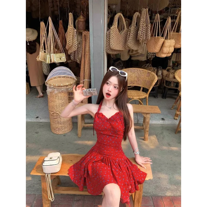 2025 francês vintage vermelho floral férias halterneck irregular vestido de emagrecimento verão sem mangas cintura saia curta