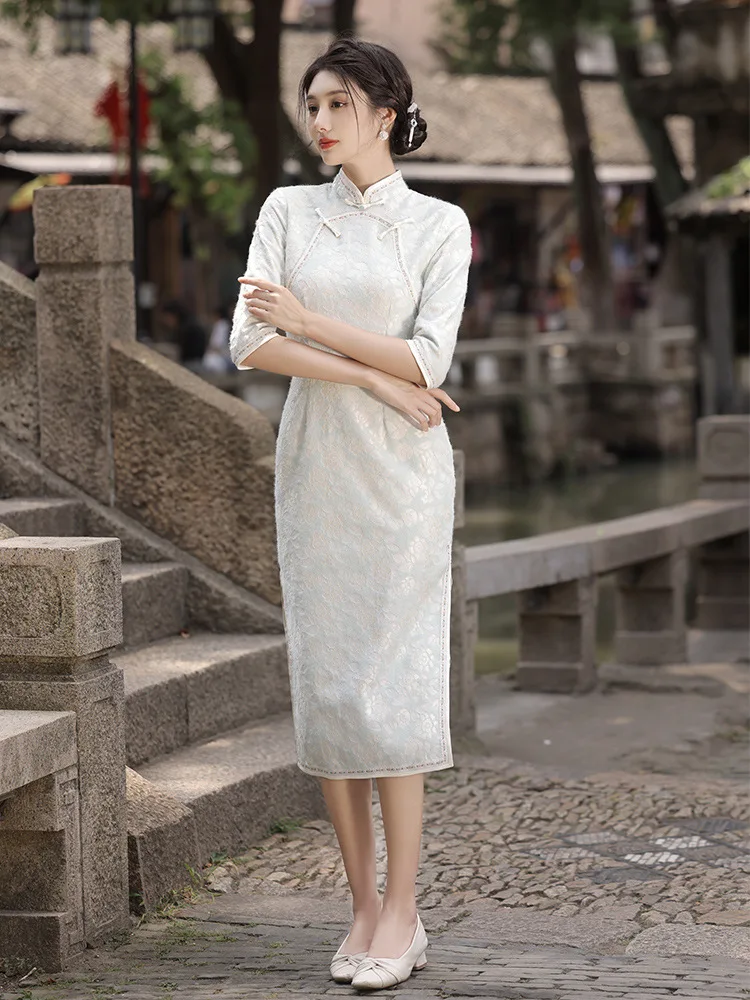 

Autumn Winter Mandarin Collar Mid-Length Chenille Chiffon Chinese Cheongsam Women Daily Dress Slim Lace Qipao Femme