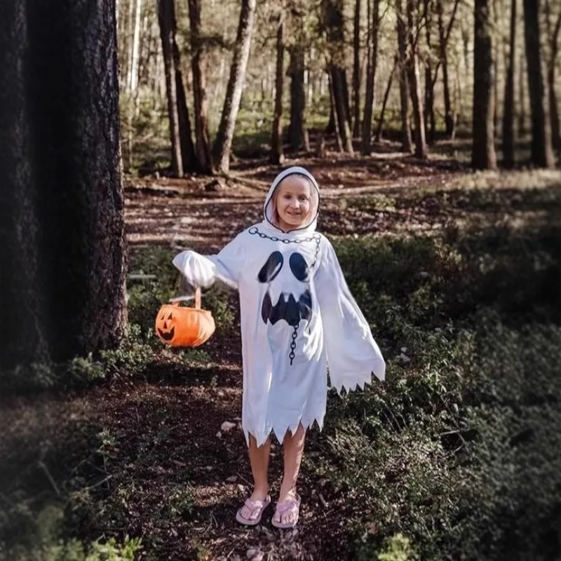 Dolcetto o scherzetto Mantello fantasma Costume cosplay di Halloween Fantasma bianco Cos Abiti Mantello da festa spettrale Cesto di zucca per ragazzi e ragazze