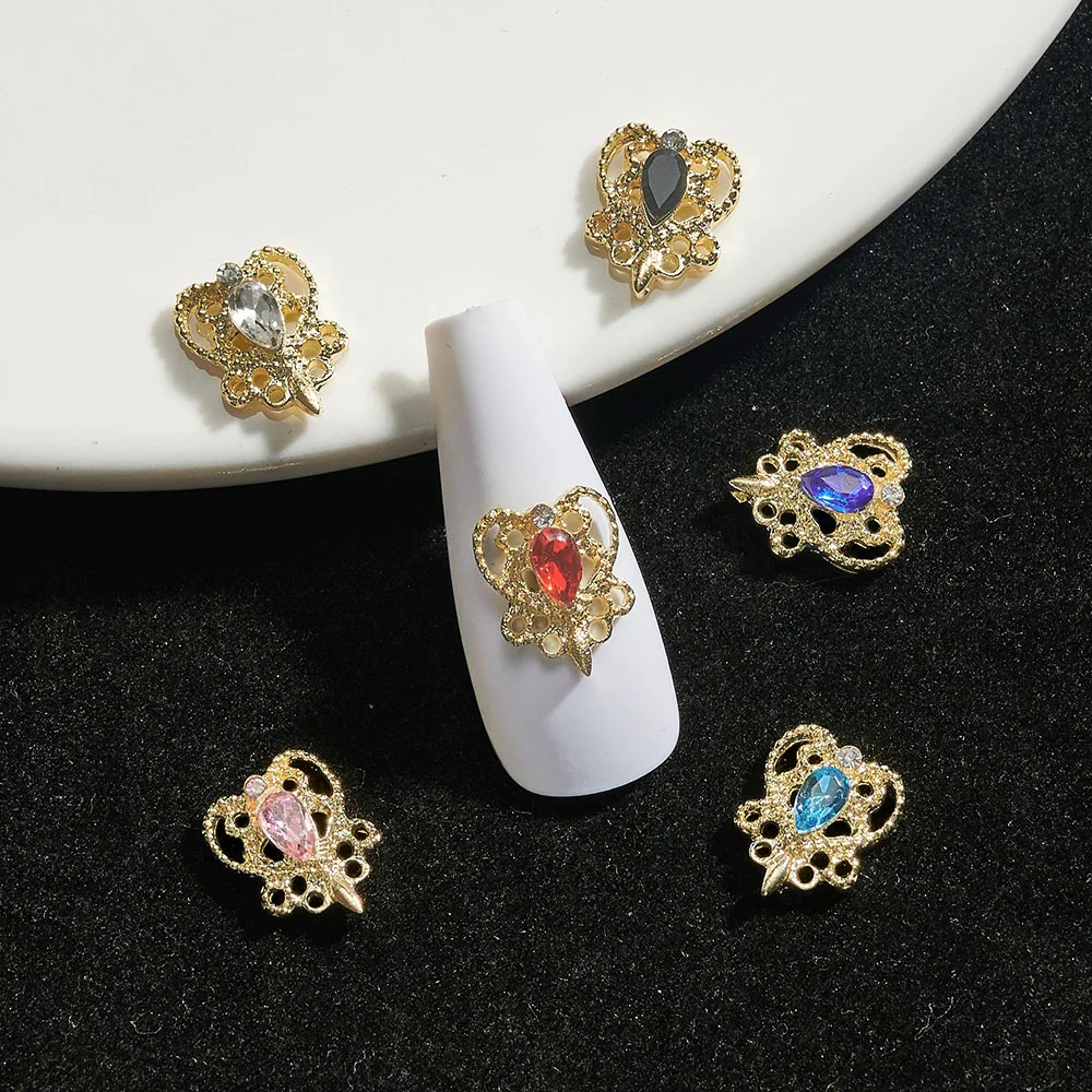 10Pc Love Heart Nail Charms Vintage Royal Style Gold Metal Inlaid Crystal Diamond Nail Parts Jewelry DIY Kawaii Accessories Nail