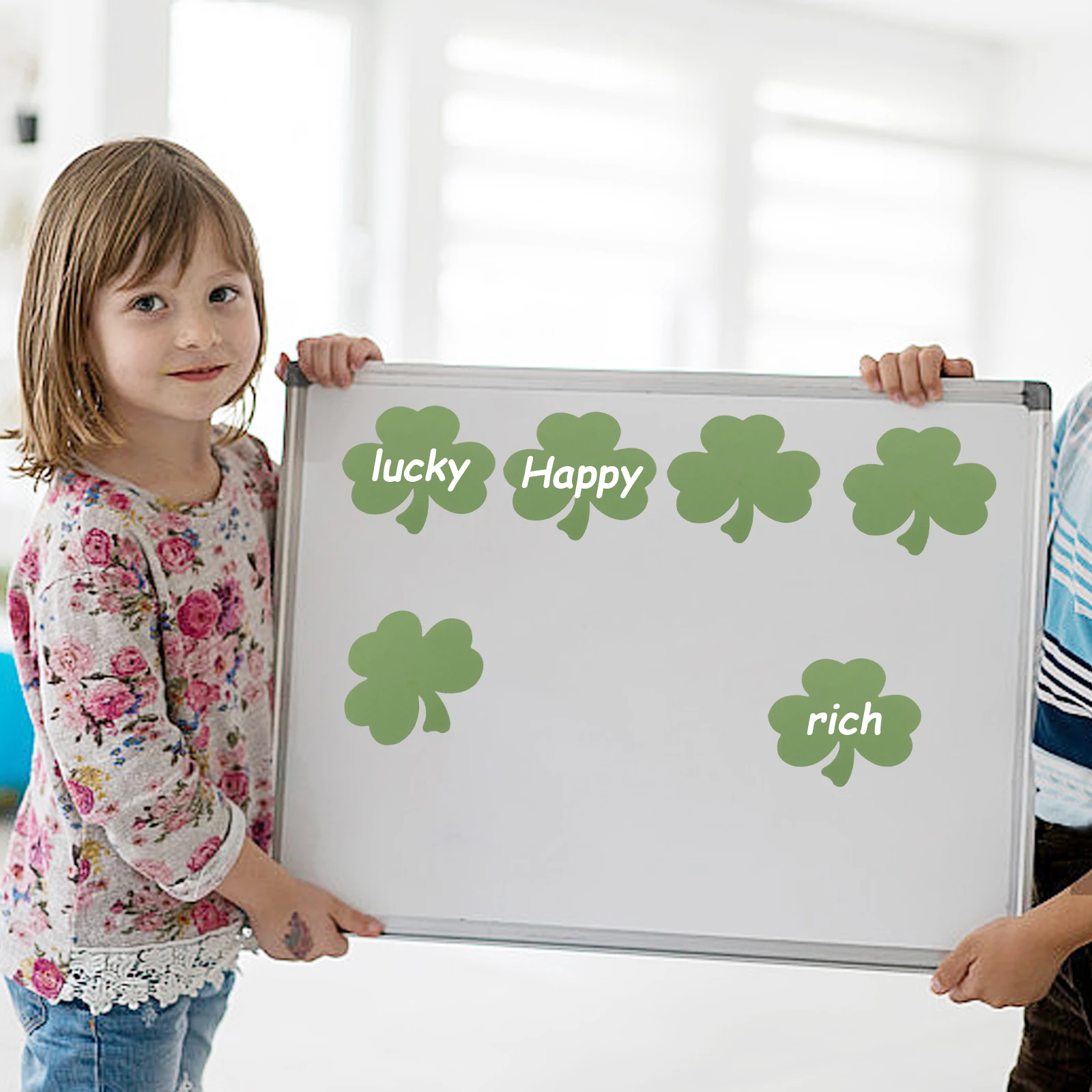

40 Sheets Green Clover Cards 60 Adhesive Dots Saint Patrick Decor Paper Cutouts Classroom Accessories DIY Leaf Shape Wall