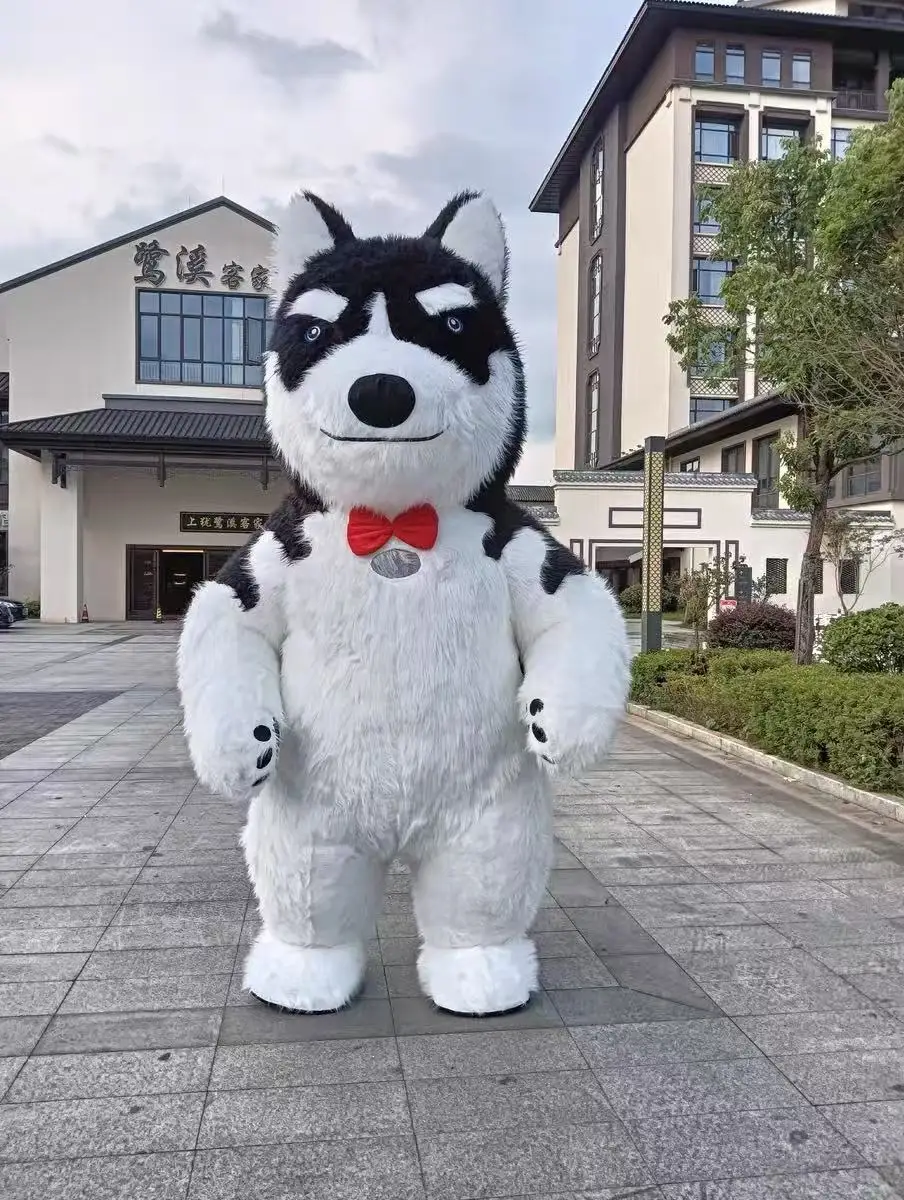 Riesiges Plüsch-Aufblasbares Husky-Hund-Maskottchen-Kostüm Vollständig Tragbare Gehpuppe für Halloween Weihnachten Fasching Erwachsenen-Kostüm