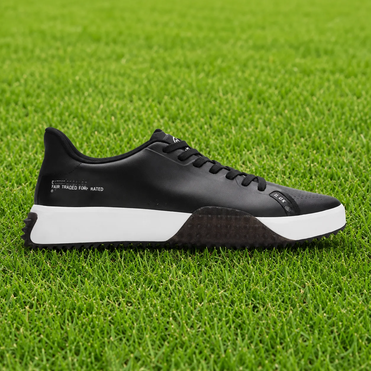 Waterproof Men Golf Shoes Luxury Spikes Anti Slip Professional Golf Sneakers Mens Street Trend Sport Footwear