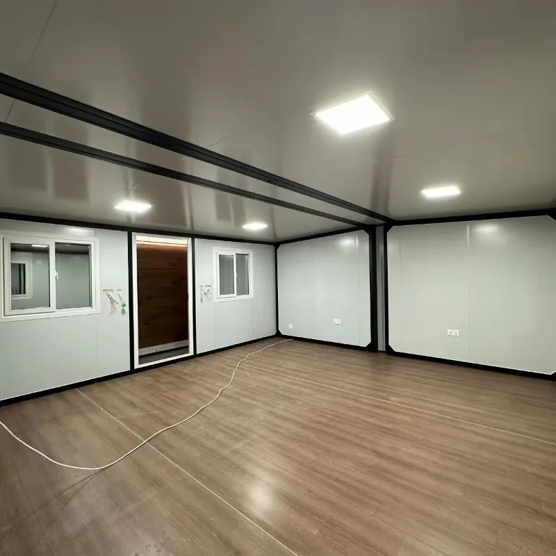 YG Customized Size New Design Luxury Foldable Expandable 20 Foot Container House 3 Bedrooms Farmhouse Apartment Style Modern Des