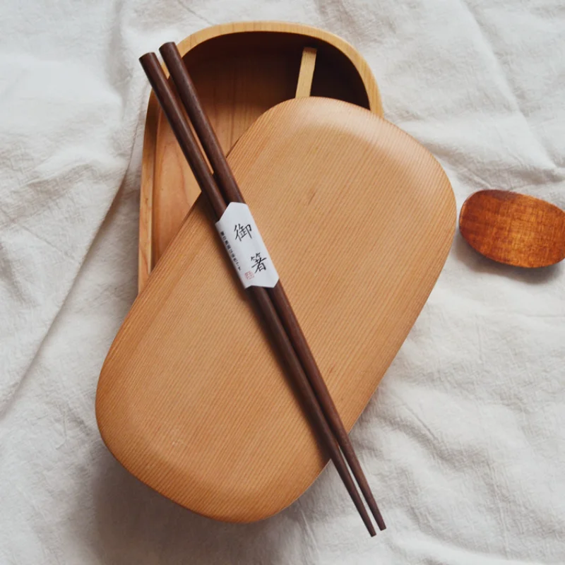 Japanese Walnut Chopsticks Solid Wood Pointed Round Chopsticks Wooden Tableware Eco-friendly Material Home Kitchen Supplies