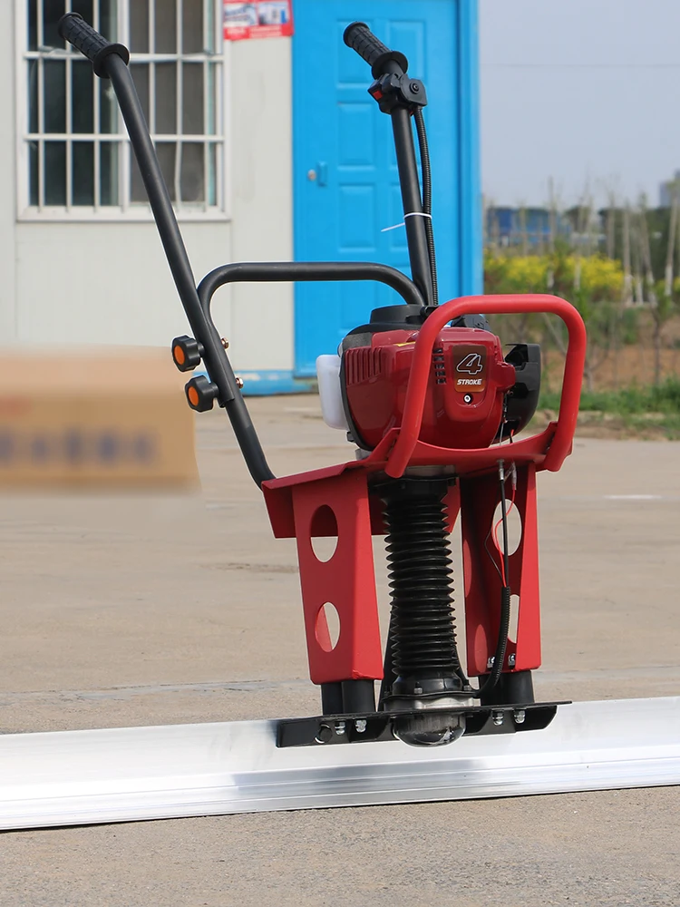 Concrete gasoline vibrating ruler road leveler electric 220V vibrating ruler cement ground vibrating ruler.