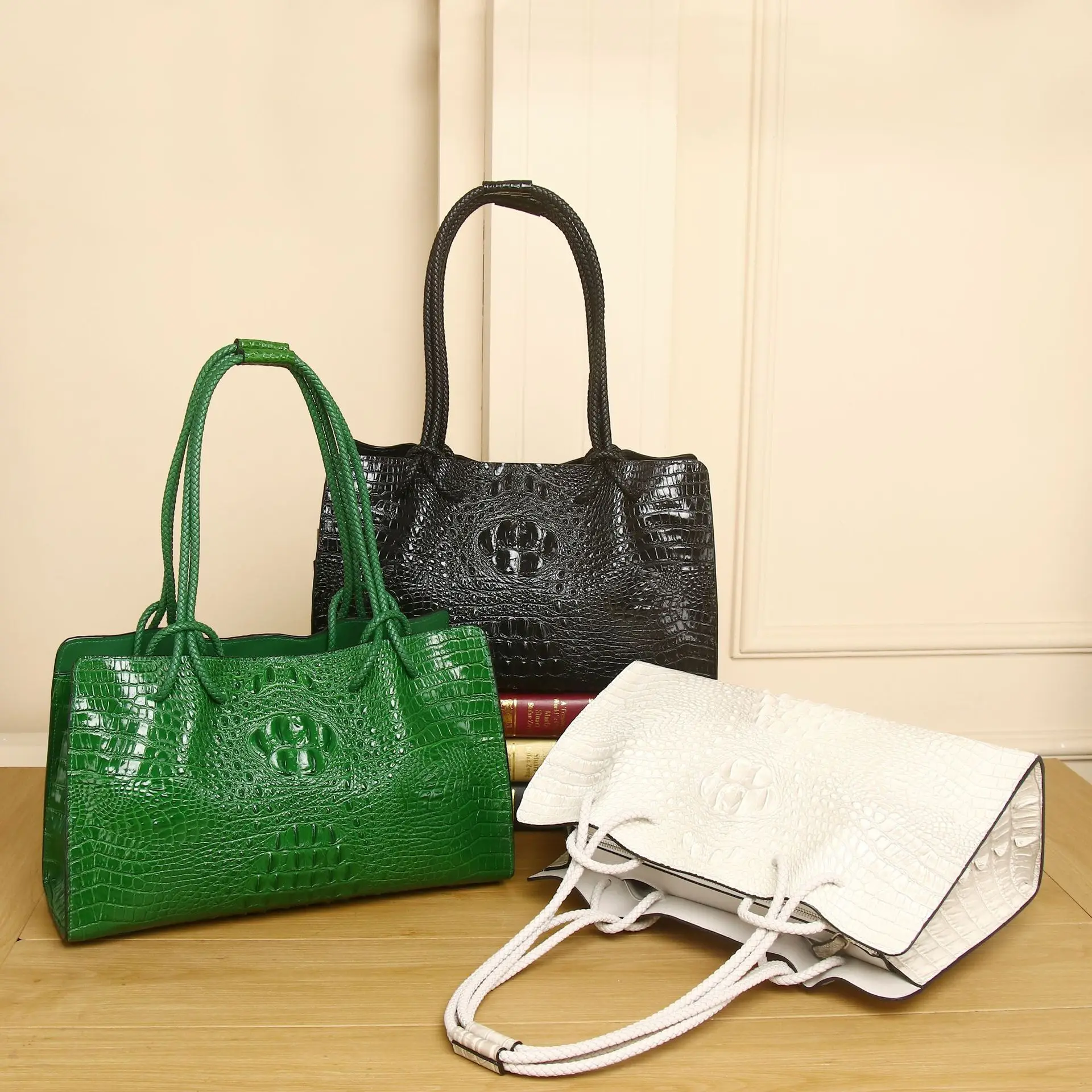 

Crocodile Pattern Handbag Large Capacity Women's Tote Fashion and Trendy One Shoulder Diagonal Straddle Bag сумка через плечо