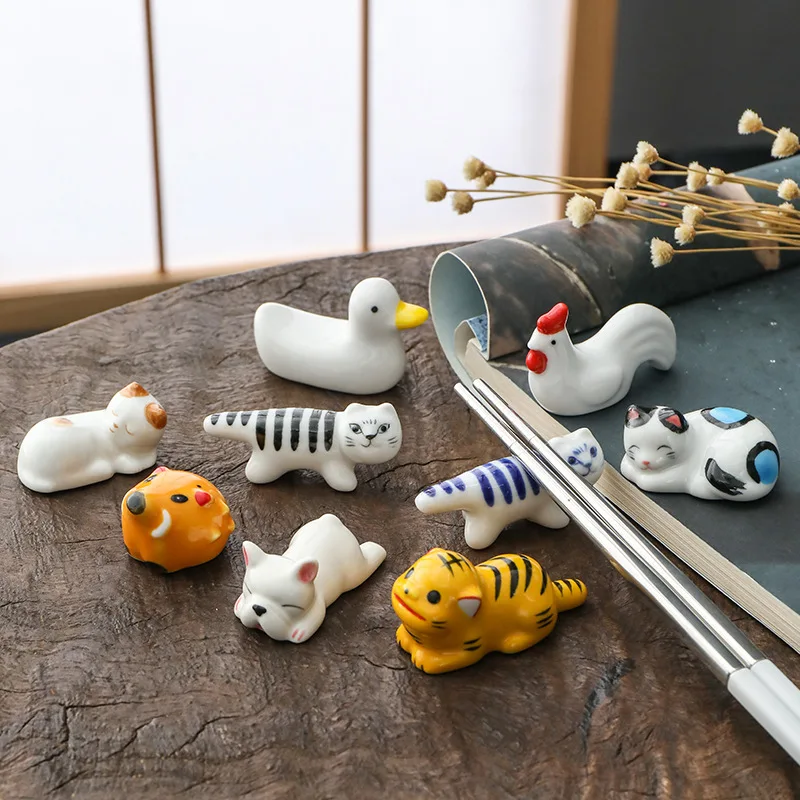 Creative Ceramic Chopstick Holders Japanese Cute Desktop Decor Small Ornaments Cartoon Animal Cats Dog Ceramic Chopstick Holders
