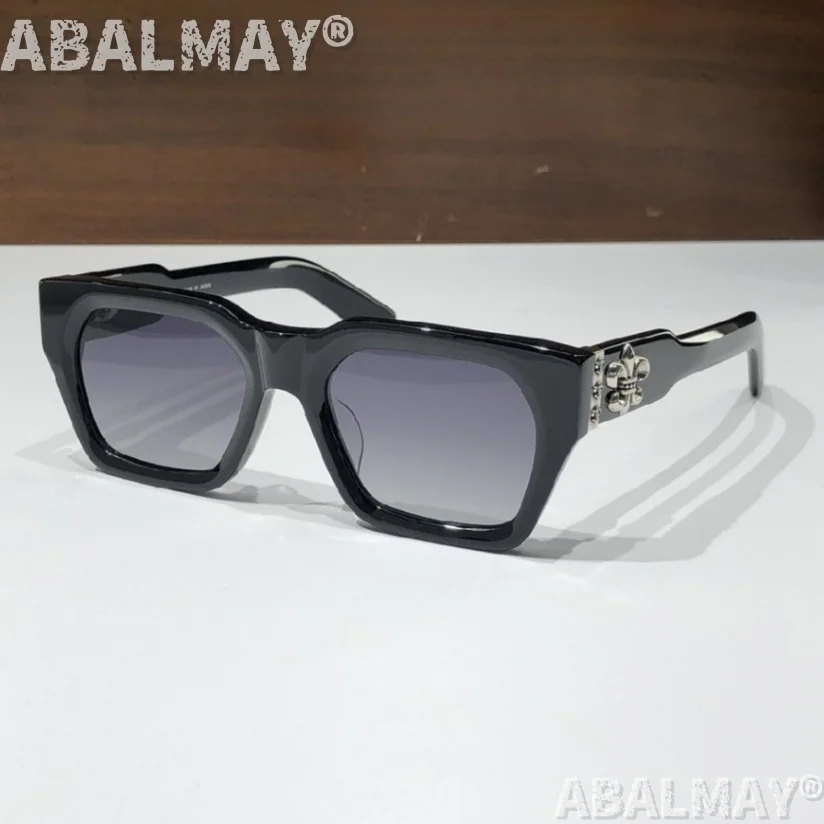 

Top Quality Designer Sunglasses for Men and Women 8217 SIZE 53-21-155 Titanium Luxury Fashion Design Sun Glasses UV400 with box