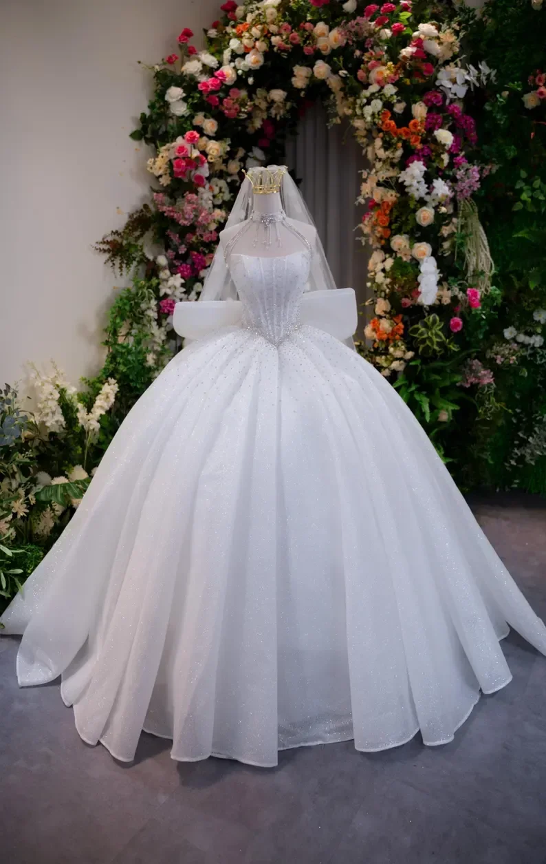 Luxurious A-Line Rhinestone Princess Wedding Dress Sexy Sleeveless Off Shoulder Waist Cinched Church Bridal Gown Customized