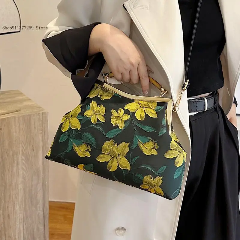 Wood Handle Clutch Antique Kiss Lock Shoulder Crossbody Bag Kiss Lock Frame Handbag Vintage Flower Pattern Evening Bag