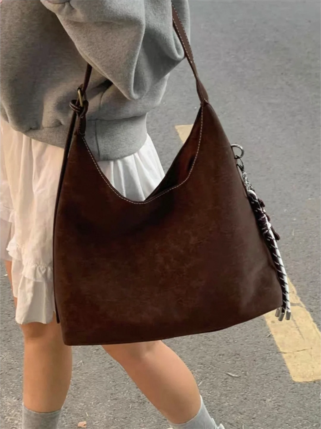 

Ретро-сумка-тоут на плечо для женщин, осенне-зимняя, вместительная, модная, в стиле Wasteland, простая и стильная сумка через плечо