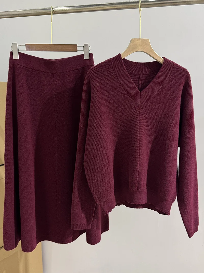 Autumn And Winter New Elegant Ladies Ribbed Wool Cashmere V-Neck Sweater Top + Knitted Skirt Set