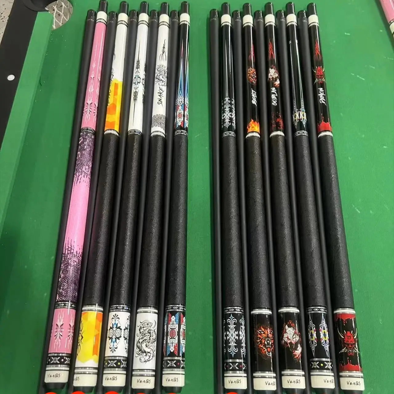 

High Quality 58'' 2-pieces Billiard Pool Cue with Carbon-clad Shaft, Real Leather Handgrip, Radial Joint & 12.5mm Tip for Sale