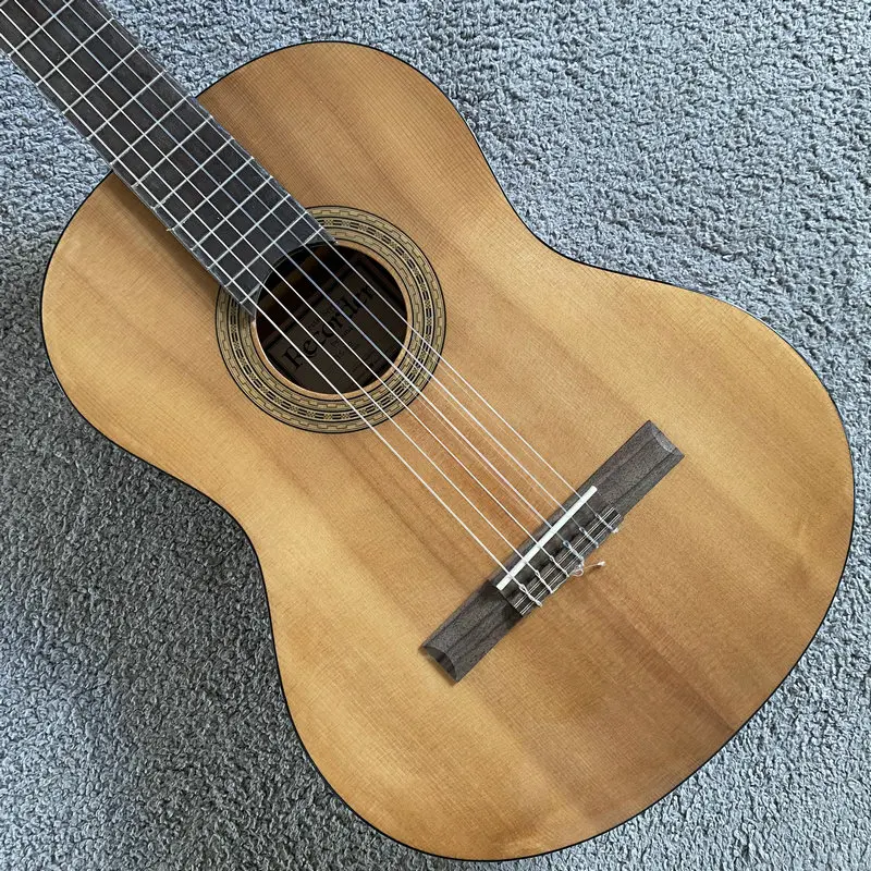 I585 Luna Classical…