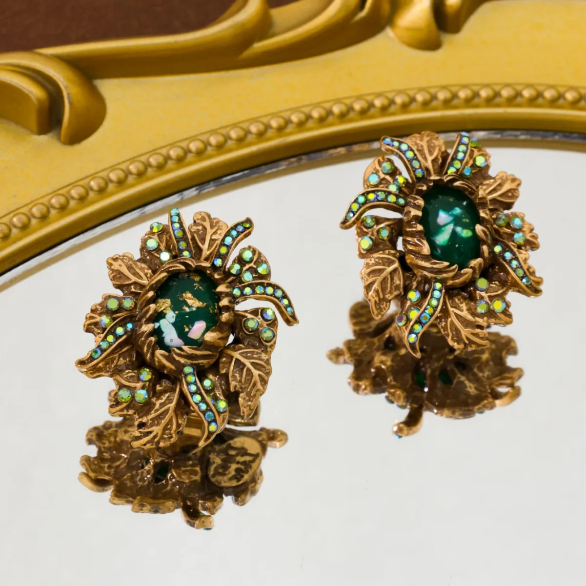 Vintage Luxurious Elegant Brooch French Floral Men and Women Suit Jacket Pin Banquet Suit Clothing Brooch