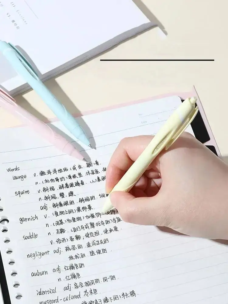 Uni JETSTREAM Ballpoint Pen Ultra Smooth Writing Signature Pens, Handwriting Quick Drying Novelty Supplies galos para enfermeras image 5