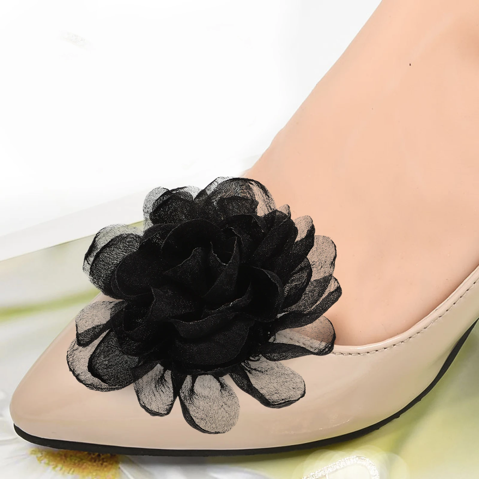 

2pcs Shoe Flower Accessories Detachable Buckle Decorations for Women High Heels Sneakers Laces Charm Elegant Wedding Party Shoes