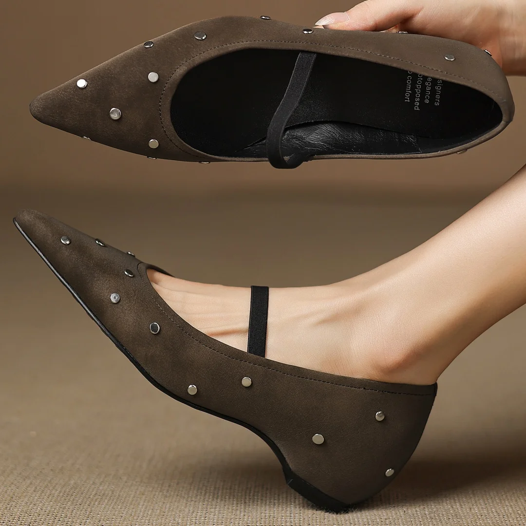 

Женские туфли-лодочки Flokathy из натуральной кожи с острым носком, на эластичной ленте, с заклепками, на танкетке 4 см, в стиле OL, для повседневной носки, облегающие, на среднем каблуке