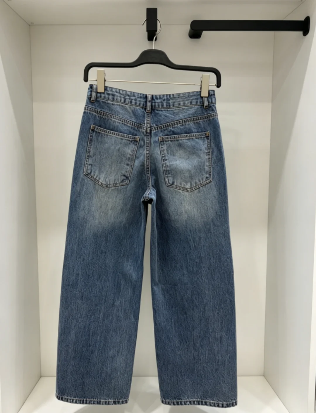 

High Quality Women's Spring Summer Cotton Denim Pants Pockets Buttons Zipper Embroidery Letter Jeans