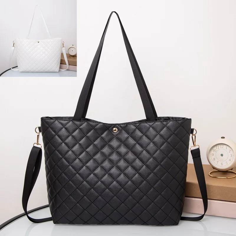 

Simple fashion and versatile, light luxury casual, large-capacity student portable commuter women's shoulder bag