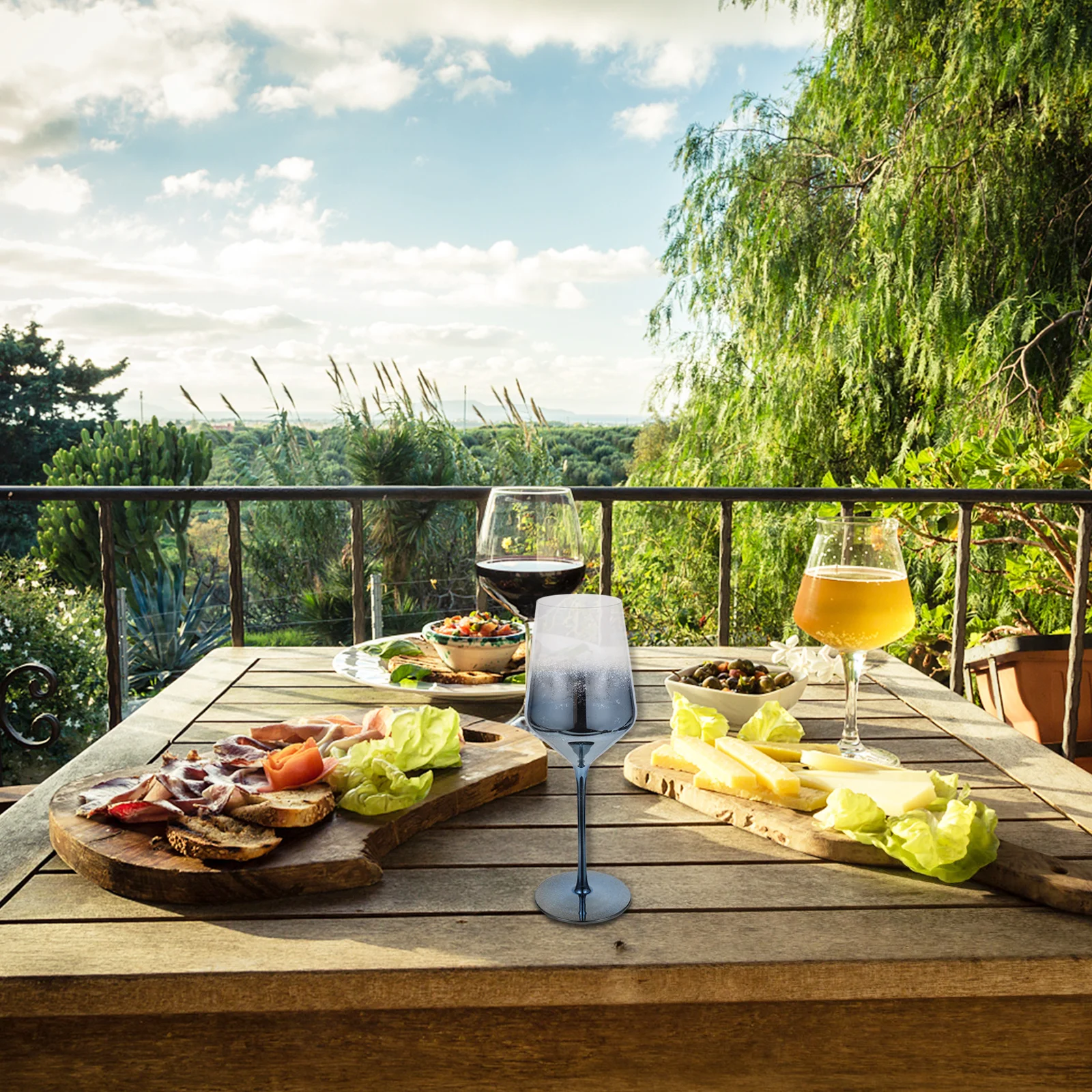 

Creative Glassy Goblet Sky Wine Glass Crystal Cup Elegant Party Glass for Wedding Glassy Goblet Crystal Cup