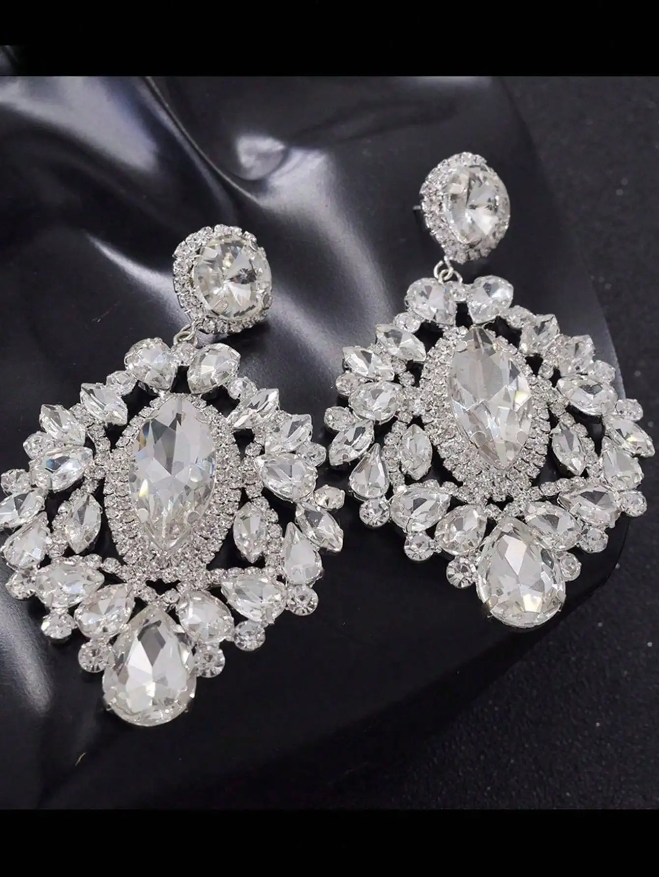 Funkelnde Klare Strass-Kronleuchter-Ohrhänger, Luxuriöse Ovale Kristall-Ohrringe, Statement-Ohrringe für Braut, Hochzeit, Abschlussball und Party – Detail 6