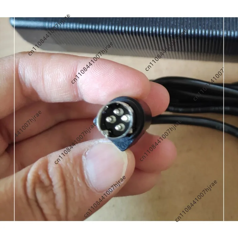 Suitable for GE LOGIQ e, LOGIQ i, LOGIQ Book GX, Vivid e color ultrasound power supply 4-pin plug