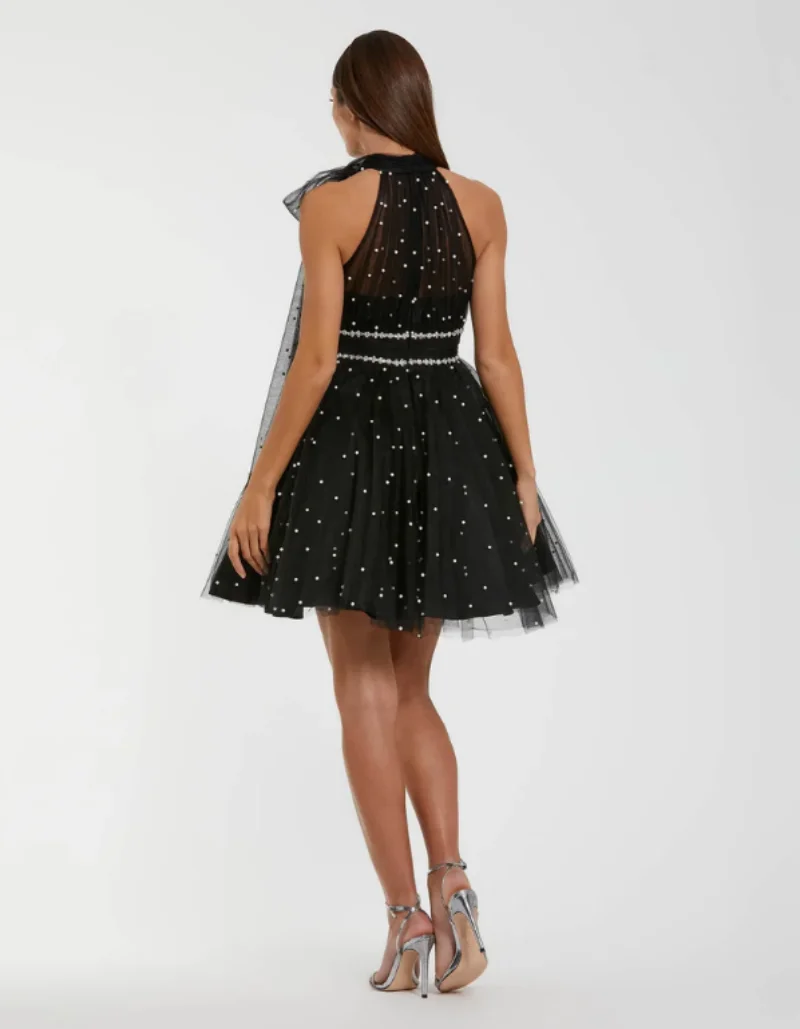 Vestidos de Noche acampanados de tul negro personalizados, vestido de fiesta corto sin mangas con cuello Halter, vestido de fiesta de perlas con cuentas de lujo
