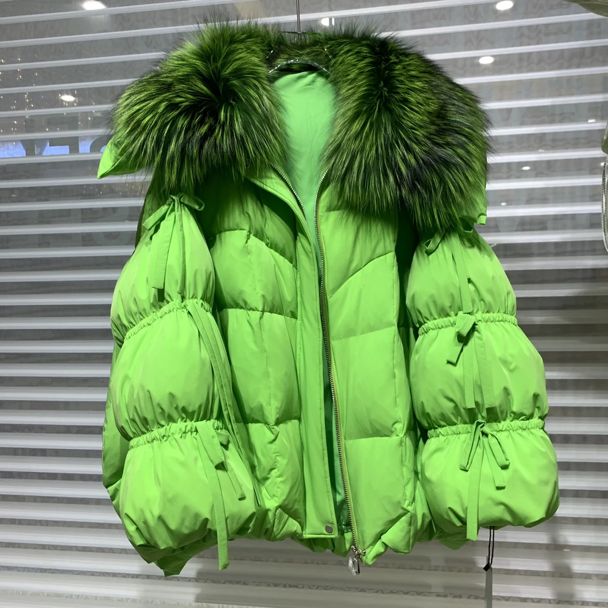 Winter Warm Real Fox Fur Collar White Goose Down Green Bread Coat Female 2023 New Elegant Lantern Sleeve Bow Down Jacket Women