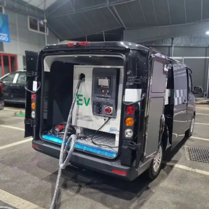 Electric Vehicle Charging Station 65kwh 141kwh DC Fast Charging Station 161kwh EV Mobile Charging Station