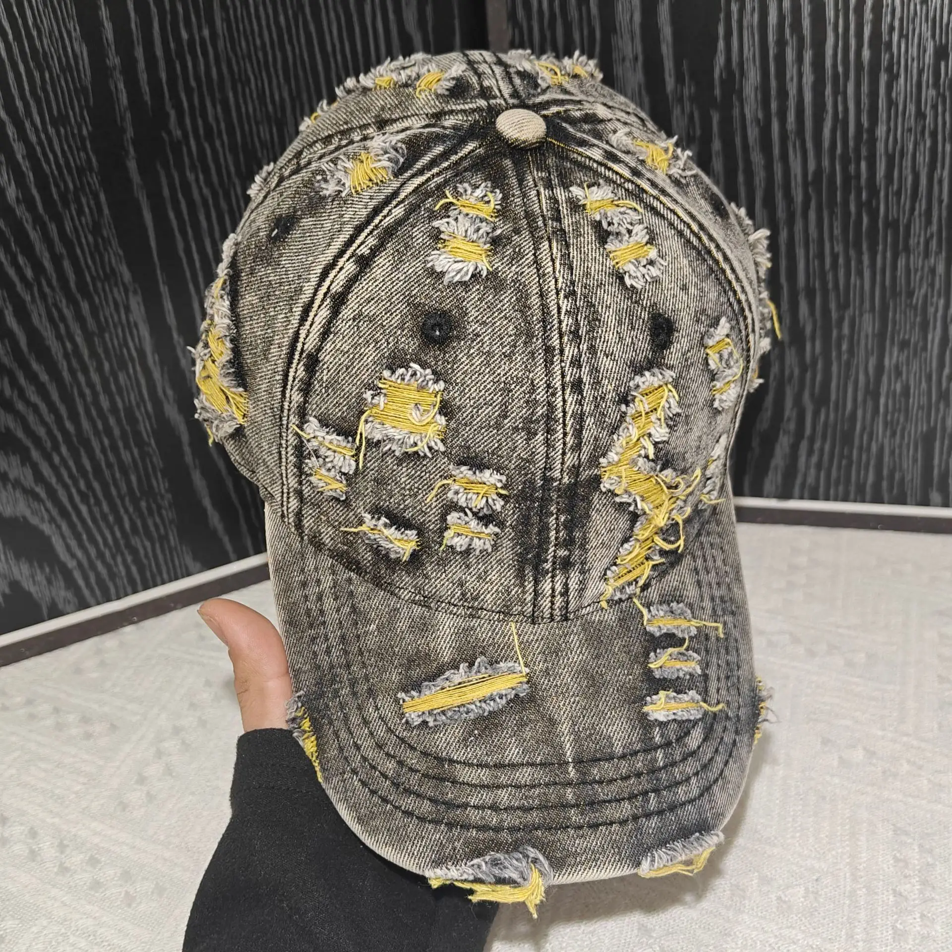 New Fashion Ripped Cap Outdoor Baseball Cap Trendy Hat Women's Washed Ripped Denim Retro Baseball Cap American Street Trendy Hat