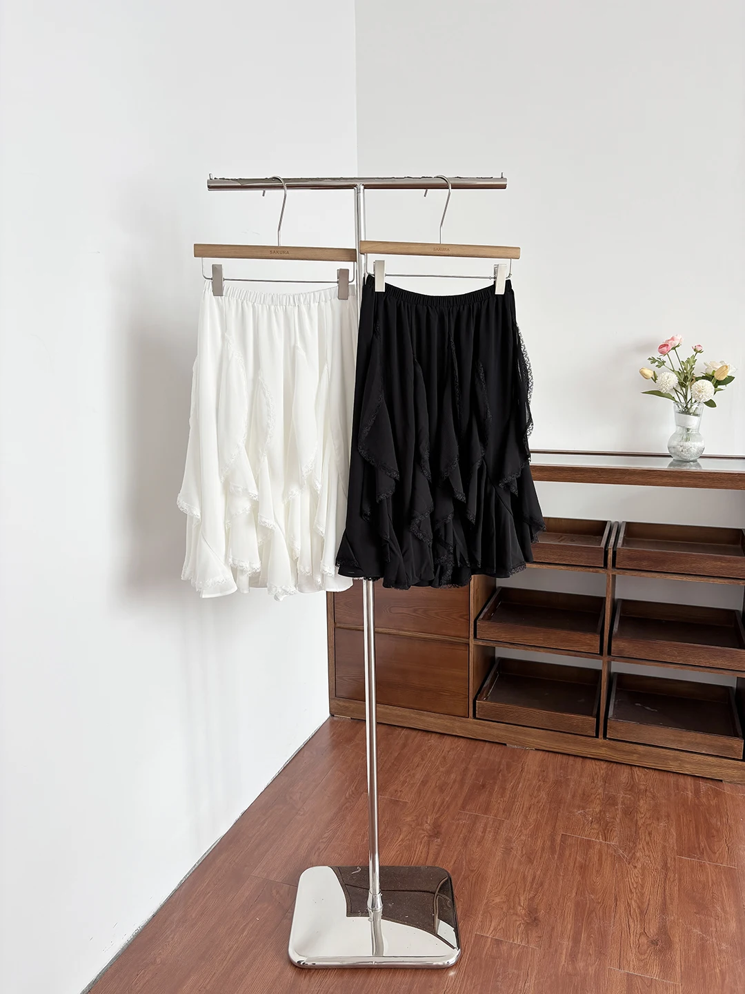 

Elegant High Waist Half Skirt with Lace Design Versatile Women's Cake Skirt Polyester Fiber 2026 Summer New Style