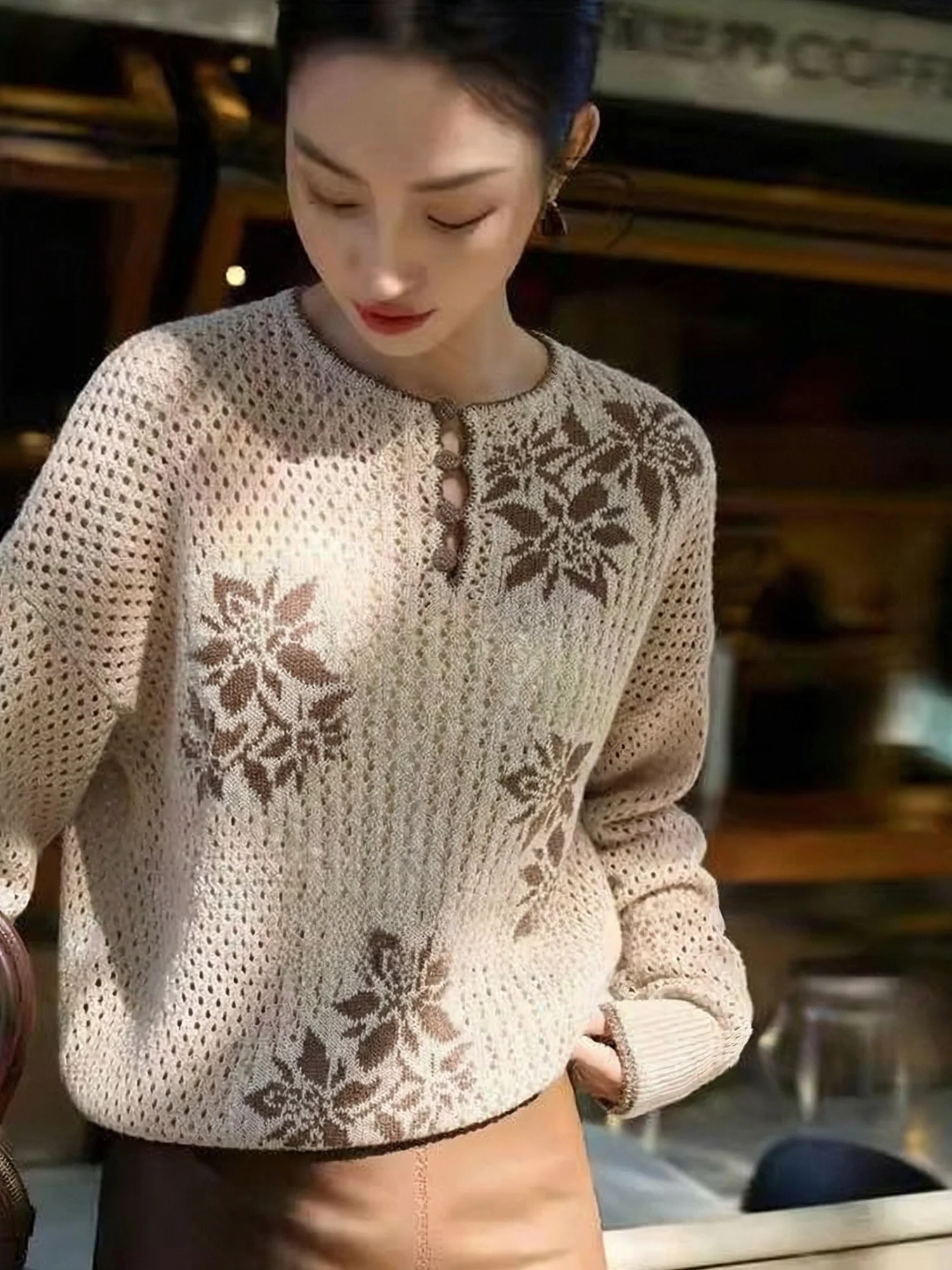 

Женский вязаный шерстяной свитер Chivirin с длинными рукавами, круглым вырезом, ажурными вставками на плечах, весенний, повседневный, дышащий