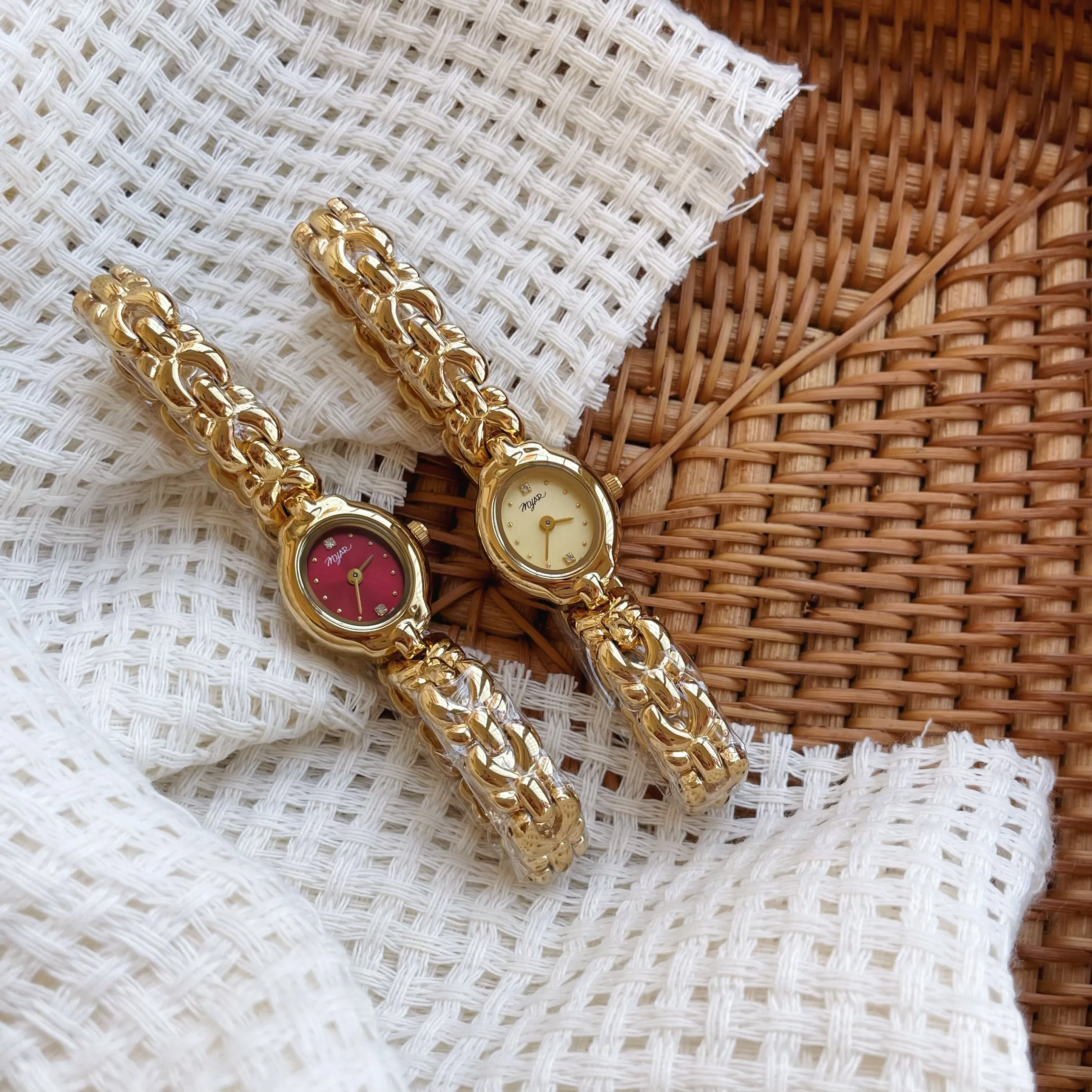 orologio-da-polso-con-piccolo-quadrante-secondario-e-catena-alla-moda-per-donne-e-ragazze-accessorio-gioiello