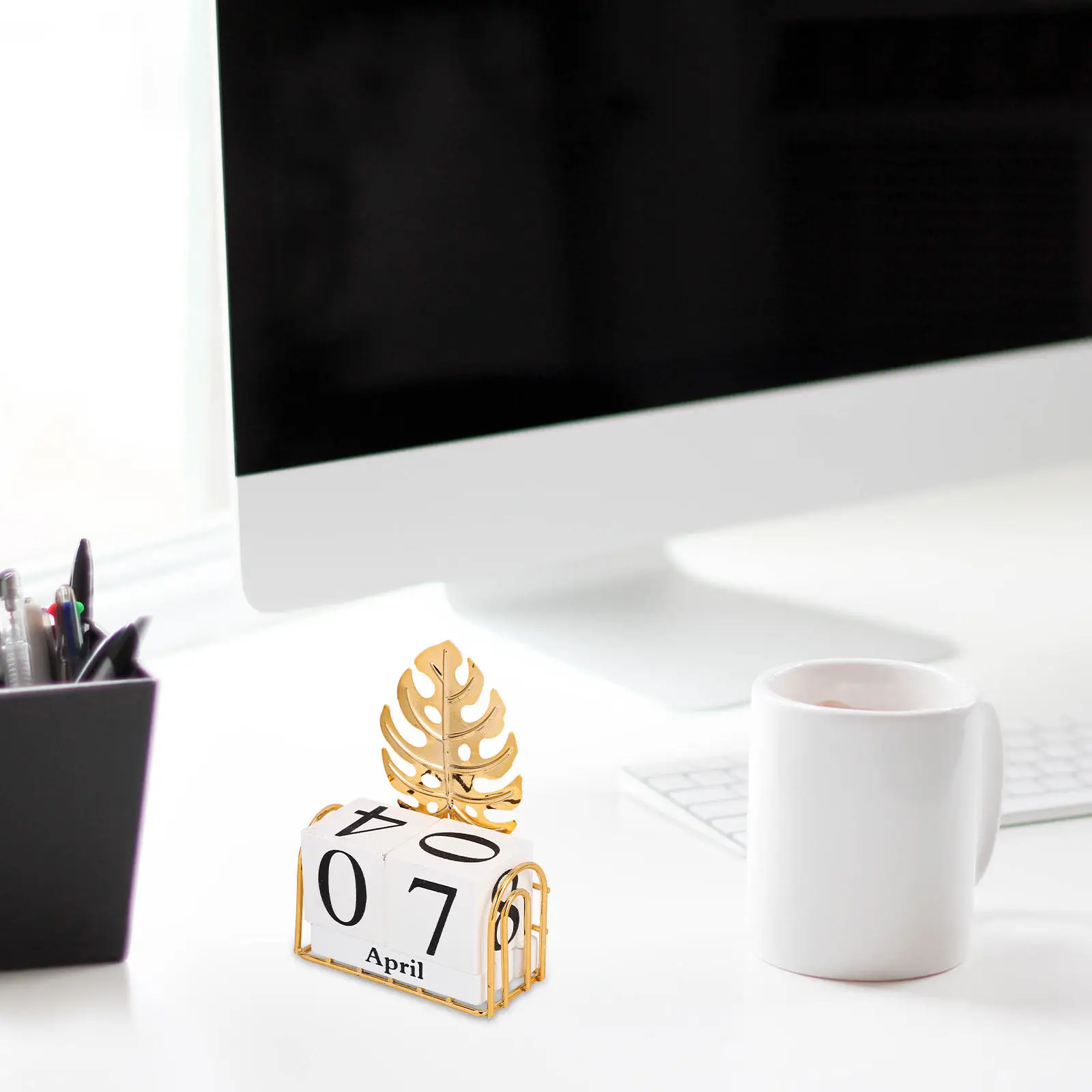 

1Set Wood Calendar Block Decorative Perpetual Table Desktop Office Block Calendar Desk Accessory Office Supply