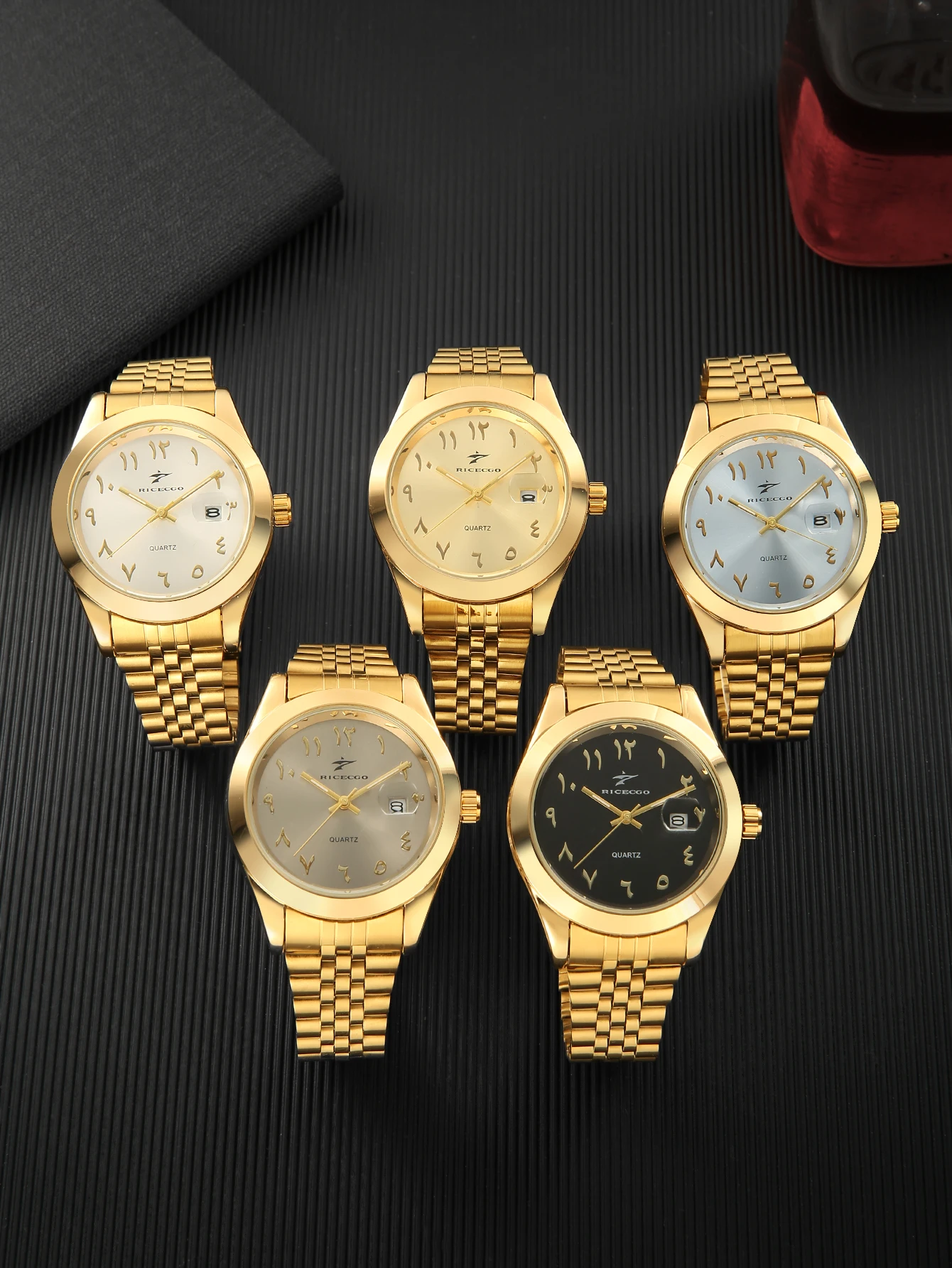 Golden Circular Pointer Quartz Watch, Durable Design Suitable for Daily Wear, Fashionable and Practical Wristwatch