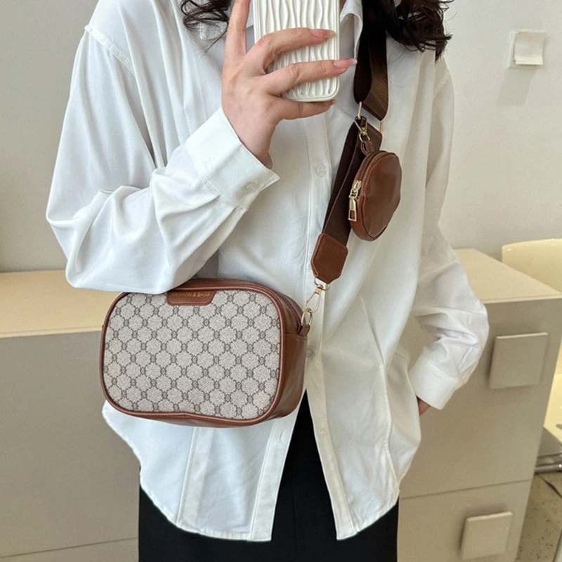 New Fashion Crossbody Bags for Women Plush Women's Bag 2023 Trend Small Purse Cute Luxury Designer Handbag Female Shoulder Bag