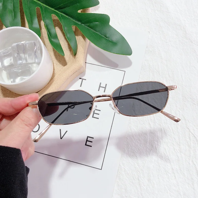 Neue Quadratische Sonnenbrille für Damen und Herren, Rechteckige Sonnenbrille mit Metallrahmen, Ovale Brillen für Männer und Frauen – Detail 3