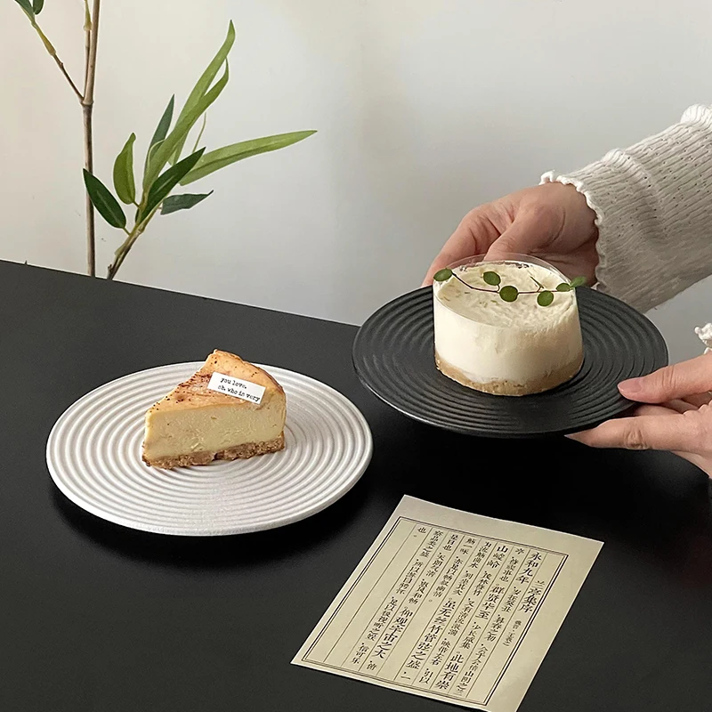 Minimalist Spiral Embossed Ceramic Plate Multi-use Cake Snack Fruit Plate Home Afternoon Tea Tableware
