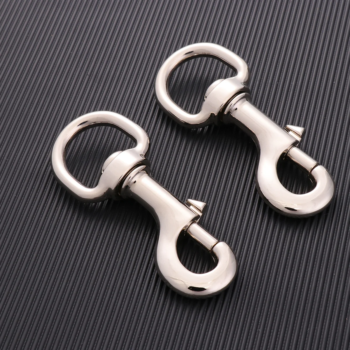 

2 Pcs Traction Rope Buckle Harness Accessories Pet Supplies Hook with Swivel Joint Big Dog Collar Hooks