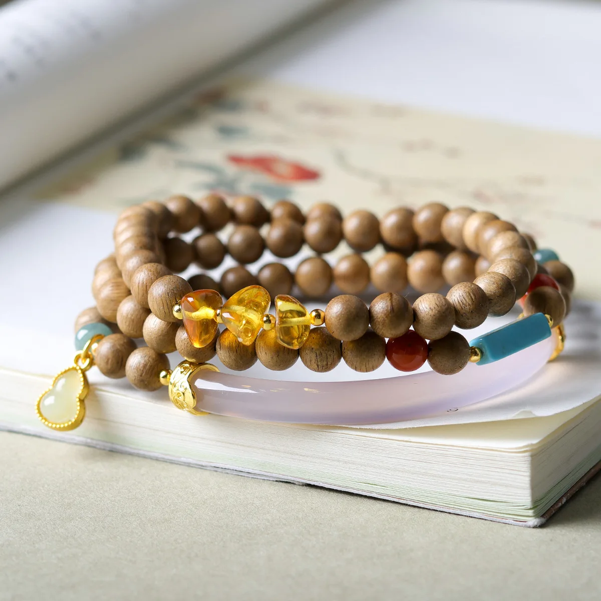 Huang Qinan agarwood multi circle bracelet, original cultural toy, pink agate half bracelet, Chinese beeswax bracelet