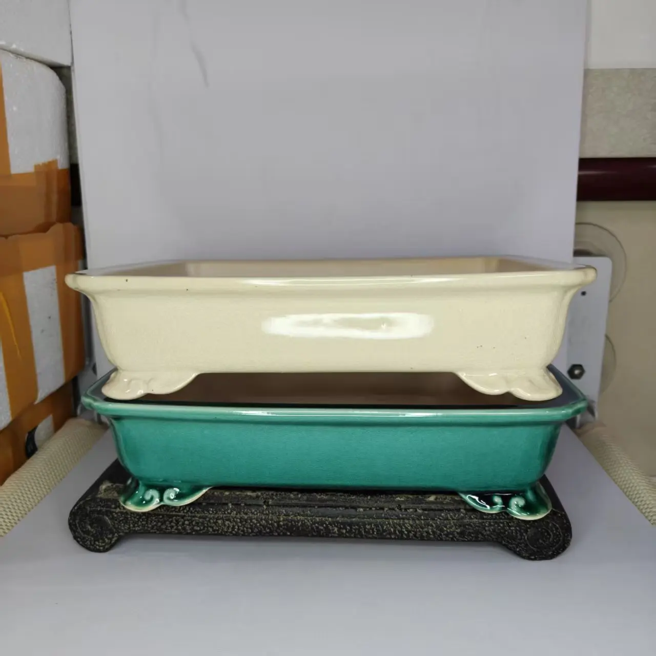 High Quality Rectangle Glazed Bonsai Pot with Cloud Feet Desgin
